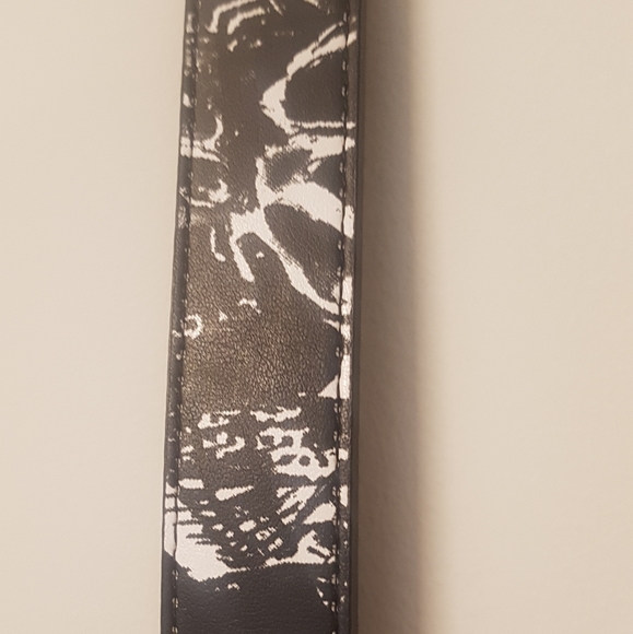 💲5️⃣ in 🛍️of2+ [TONY HAWK] Reversible Skull Belt - Picture 5 of 10